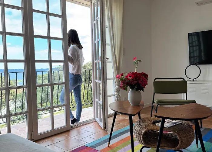 Spacieux Et Lumineux 2 Vue Centre-ville De Porto-vecchio *